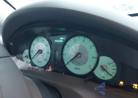 2010 Chrysler 300 Touring/Signature Series from USA, damaged, VIN 2C3CK5CV3AH138466